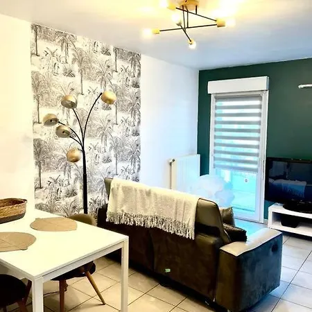 Bel Renove Proche Lyon Apartment *